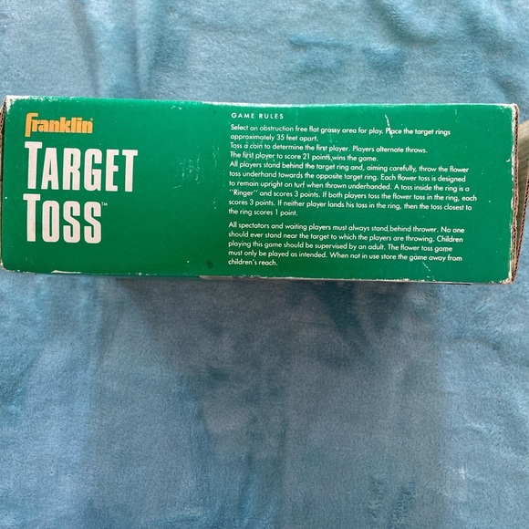 Vintage Franklin Target Toss 4 Weighted Flower Shaped Darts & 2 Rings - Picture 2 of 7